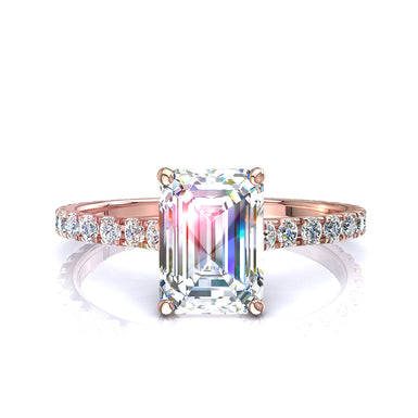 Anello con smeraldo e diamanti rotondi da 0.60 carati Jenny I / SI / Oro rosa 18 carati