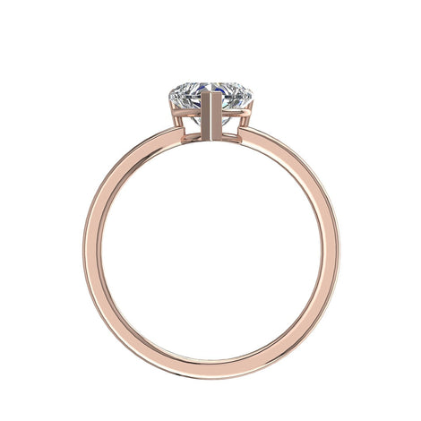 Bellissimo anello in oro rosa 1.50 carati con diamanti a cuore