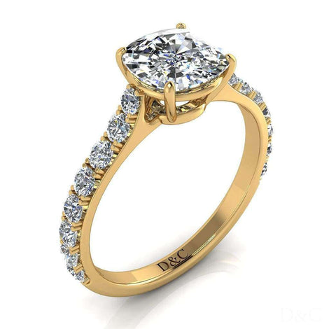 Anello di fidanzamento Rebecca in oro giallo 1.20 carati con diamante taglio cuscino