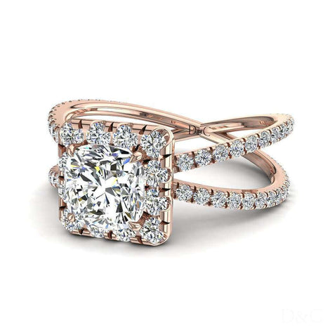 Anello di fidanzamento con diamante a cuscino in oro rosa Margareth da 1.35 carati