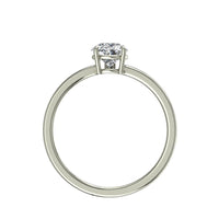 Bella anello in oro bianco 0.60 carati con diamante a pera