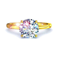 Bella anello di fidanzamento con diamante tondo da 0.70 carati in oro giallo