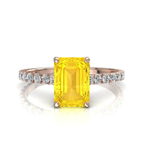 Anello di fidanzamento Zaffiro giallo smeraldo e diamanti tondi Jenny in oro rosa 1.00 carati