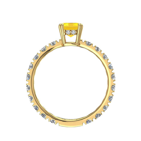 Anello di fidanzamento con zaffiro giallo Smeraldo e diamanti tondi Valentina oro giallo 1.70 carati
