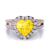 Solitario con zaffiro giallo a forma di cuore e diamanti tondi Genova in oro rosa 1.80 carati