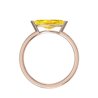 Bellissimo anello marquise in oro giallo 1.50 carati con zaffiro giallo