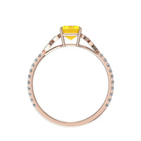 Anello di fidanzamento Angela in oro rosa 1.60 carati zaffiro giallo marquise e diamanti marquise