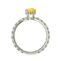 Solitario Valentina in oro bianco 1.70 carati con zaffiro giallo ovale e diamanti tondi