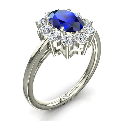 Anello di fidanzamento Diana con zaffiro ovale da 0.80 carati e diamante rotondo