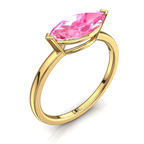 Bellissimo anello di fidanzamento con zaffiro rosa marquise in oro giallo 0.30 carati