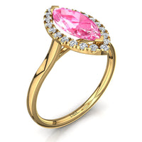 Anello di fidanzamento zaffiro rosa marquise e diamanti tondi Capri in oro giallo 0.90 carati