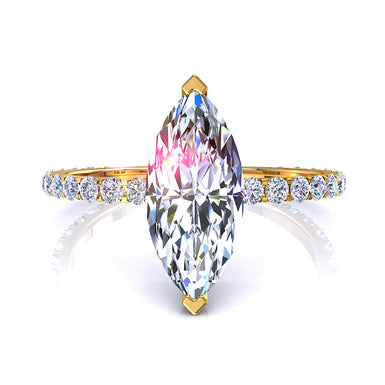 Anello solitario di San Valentino con diamante marquise e diamanti rotondi da 0.90 carati I / SI / Oro giallo 18 carati