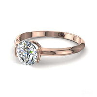 Anello di fidanzamento con diamante tondo Anoushka in oro rosa 1.50 carati