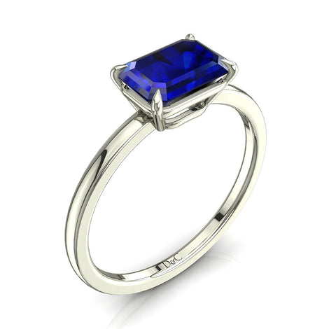 Bellissimo anello con zaffiro smeraldo da 1.50 carati in oro bianco