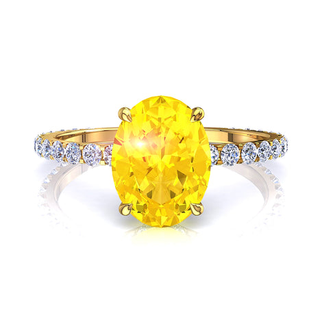Anello ovale con zaffiro giallo e diamanti tondi San Valentino in oro giallo 1.40 carati