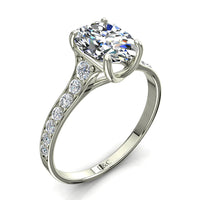 Cindirella Anello di fidanzamento con diamante ovale in oro bianco 0.80 carati