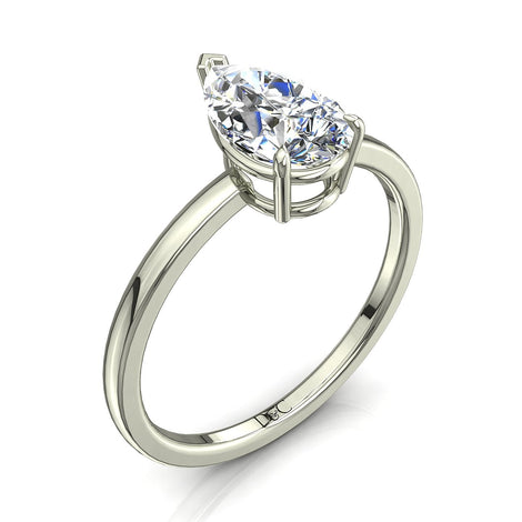 Bella anello di fidanzamento in oro bianco 0.30 carati con diamante a pera