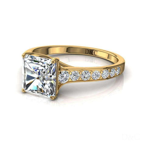Cindirella Anello di fidanzamento con diamante radiante in oro giallo 1.50 carati