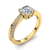 Anello di fidanzamento Andrea con diamante tondo da 1.00 carati in oro giallo