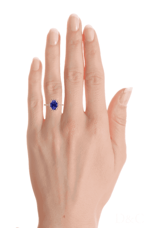 Anello di fidanzamento zaffiro ovale e diamanti tondi 1.30 carati oro rosa Camogli