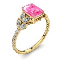 Anello di fidanzamento Angela in oro giallo 2.60 carati zaffiro rosa smeraldo e diamanti marquise