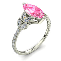 Anello di fidanzamento Angela in platino da 1.60 carati con zaffiro rosa marquise e diamante marquise