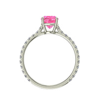 Anello di fidanzamento Princess con zaffiro rosa e diamanti tondi Cindirella in oro bianco 1.50 carati