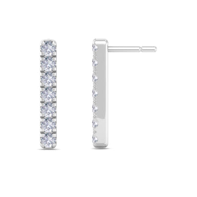 Orecchini con diamanti rotondi Farrah Platinum da 0.21 carati